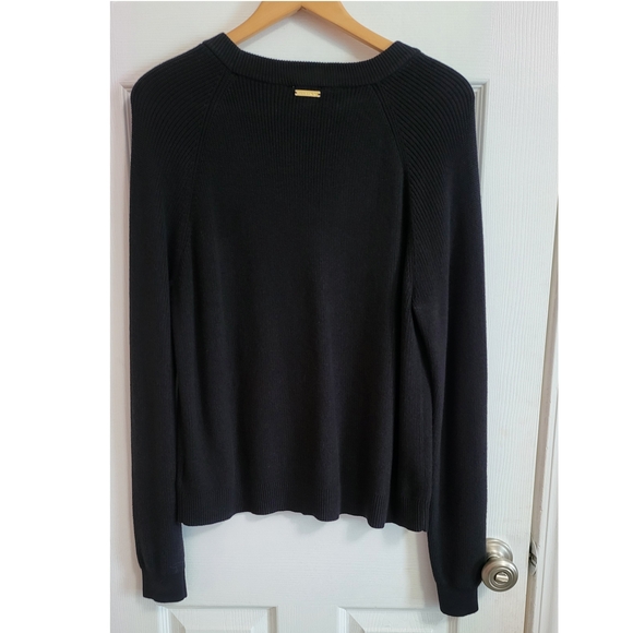 🌿Michael Kors Women's Large Black Knit Sweater with Gold-Tone Shoulder Zippers - Picture 9 of 13